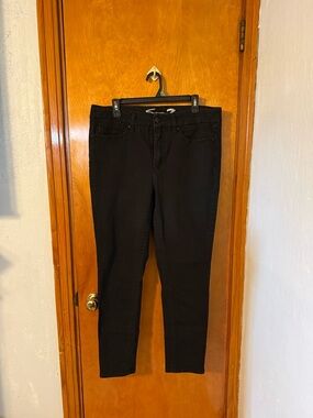Seven7 Black Skinny Jeans - Slim Stretch Fit Size 14